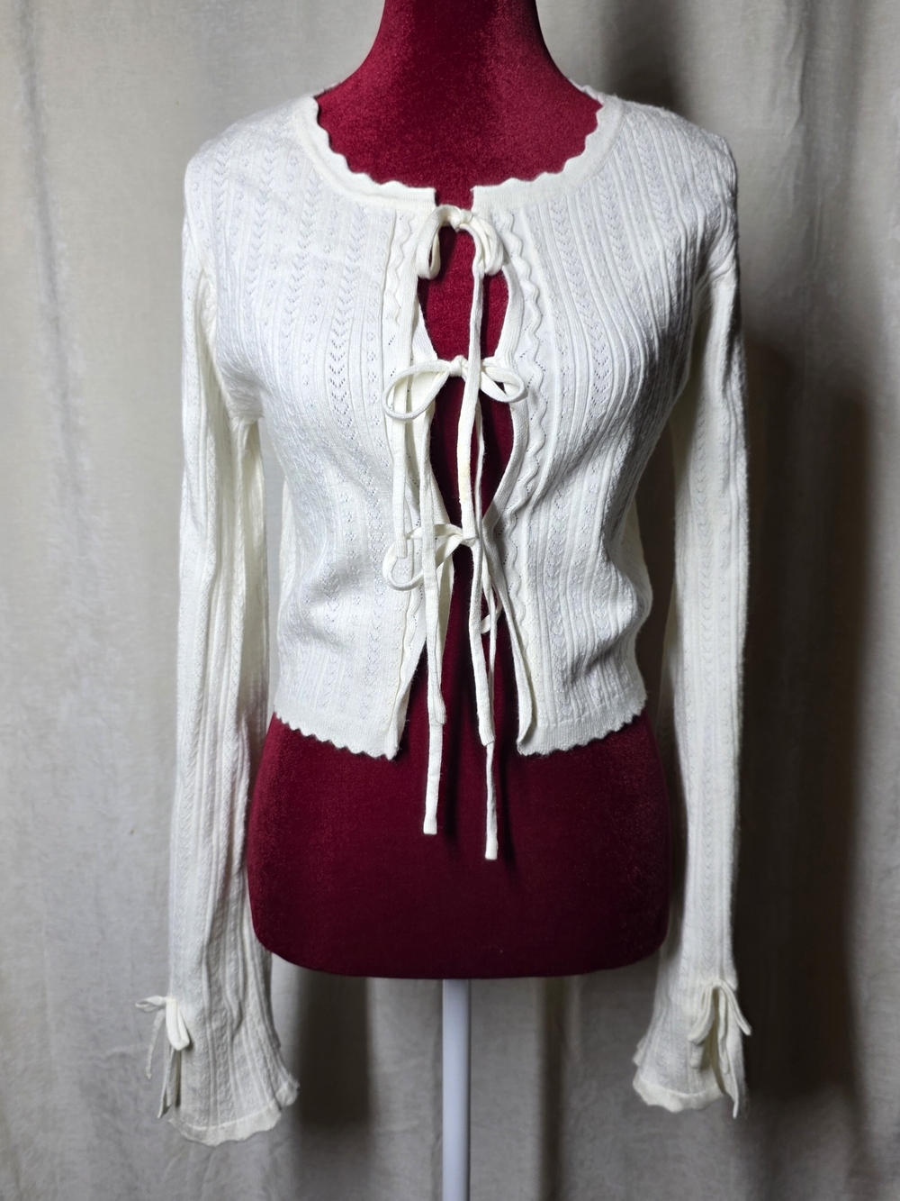 Altar'd State Ivory Tie-Front Scalloped Knit Cardigan Large